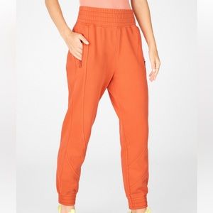 Fabletics Linda High Waist Jogger Sweatpants